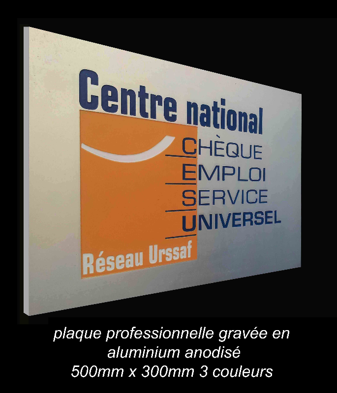 exemple de plaque professionnelle en aluminium